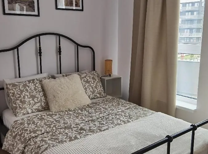 Lägenhet Aqua Przy Aquaparku W Redzie